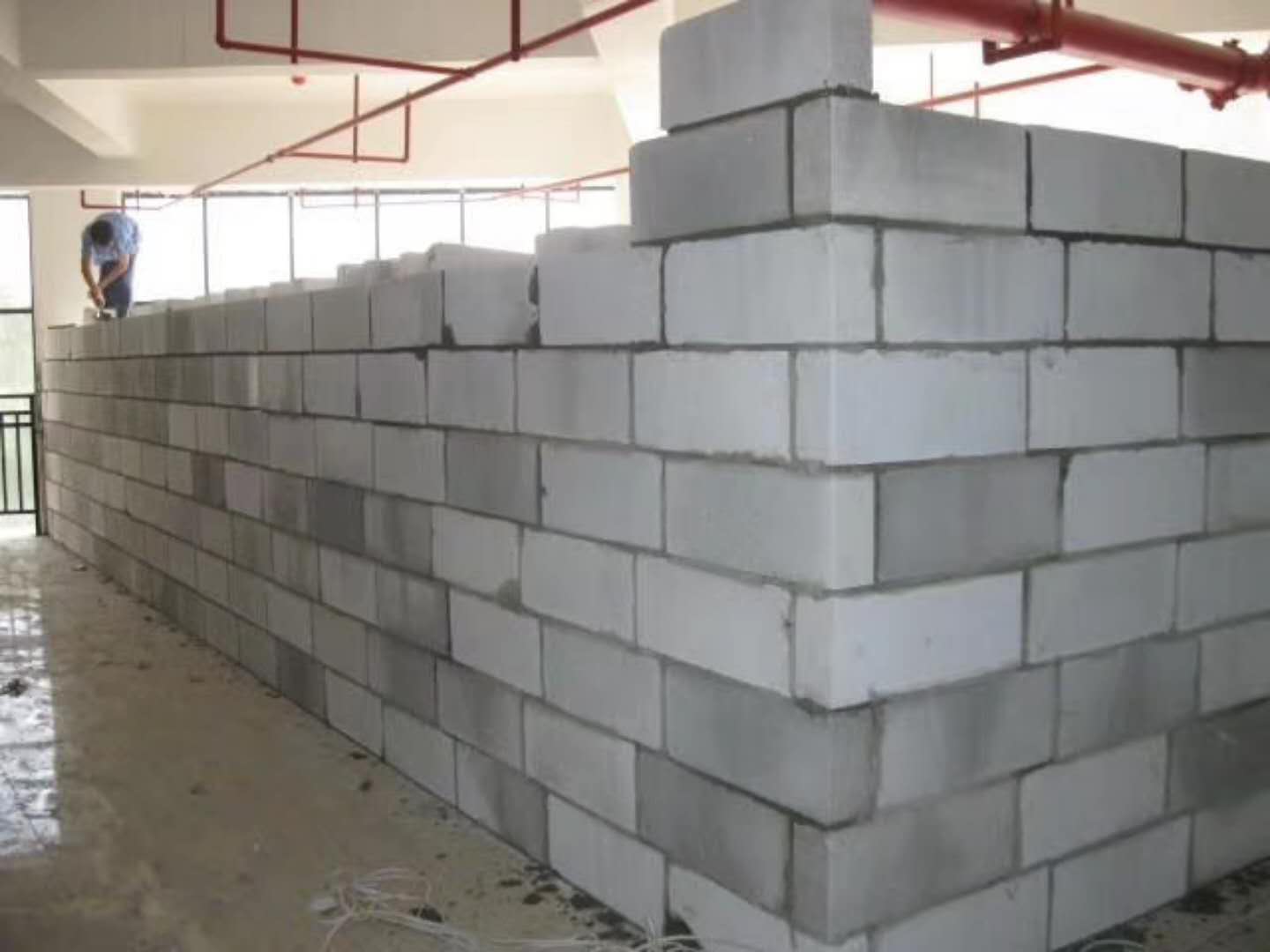 美兰蒸压加气混凝土砌块承重墙静力和抗震性能的研究