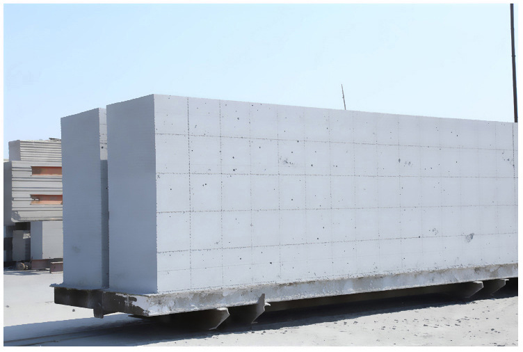 美兰加气块 加气砌块 轻质砖气孔结构及其影响因素